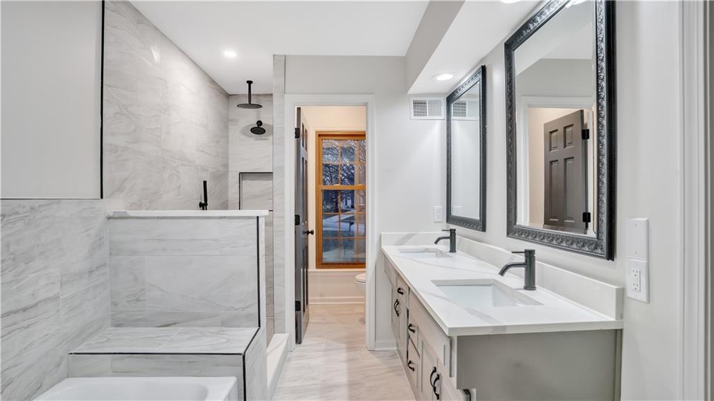 13709 South Edinburgh Street Olathe, KS 66062 - Photo 10 of 34