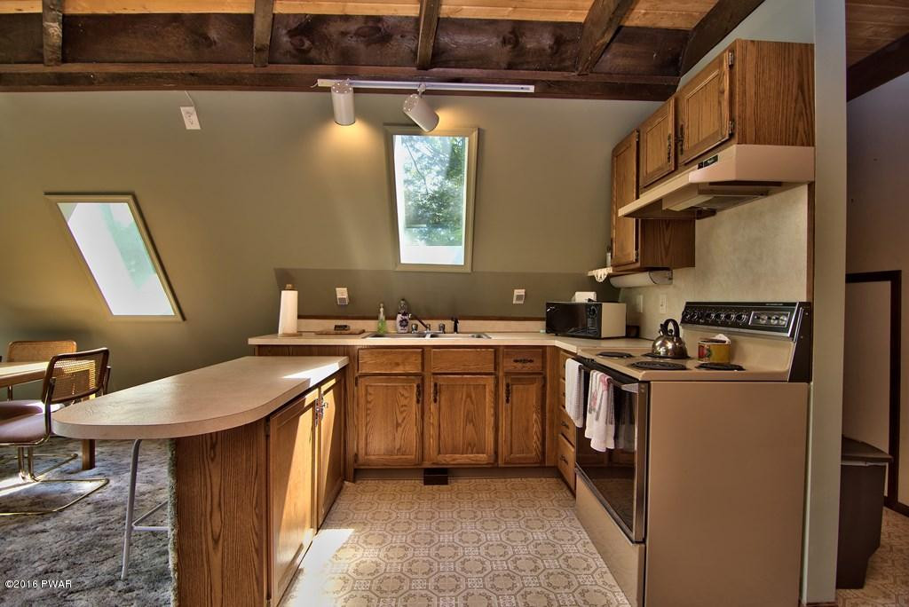 1616 Ridgeview Drive Lake Ariel, PA 18436 - Photo 8 of 102