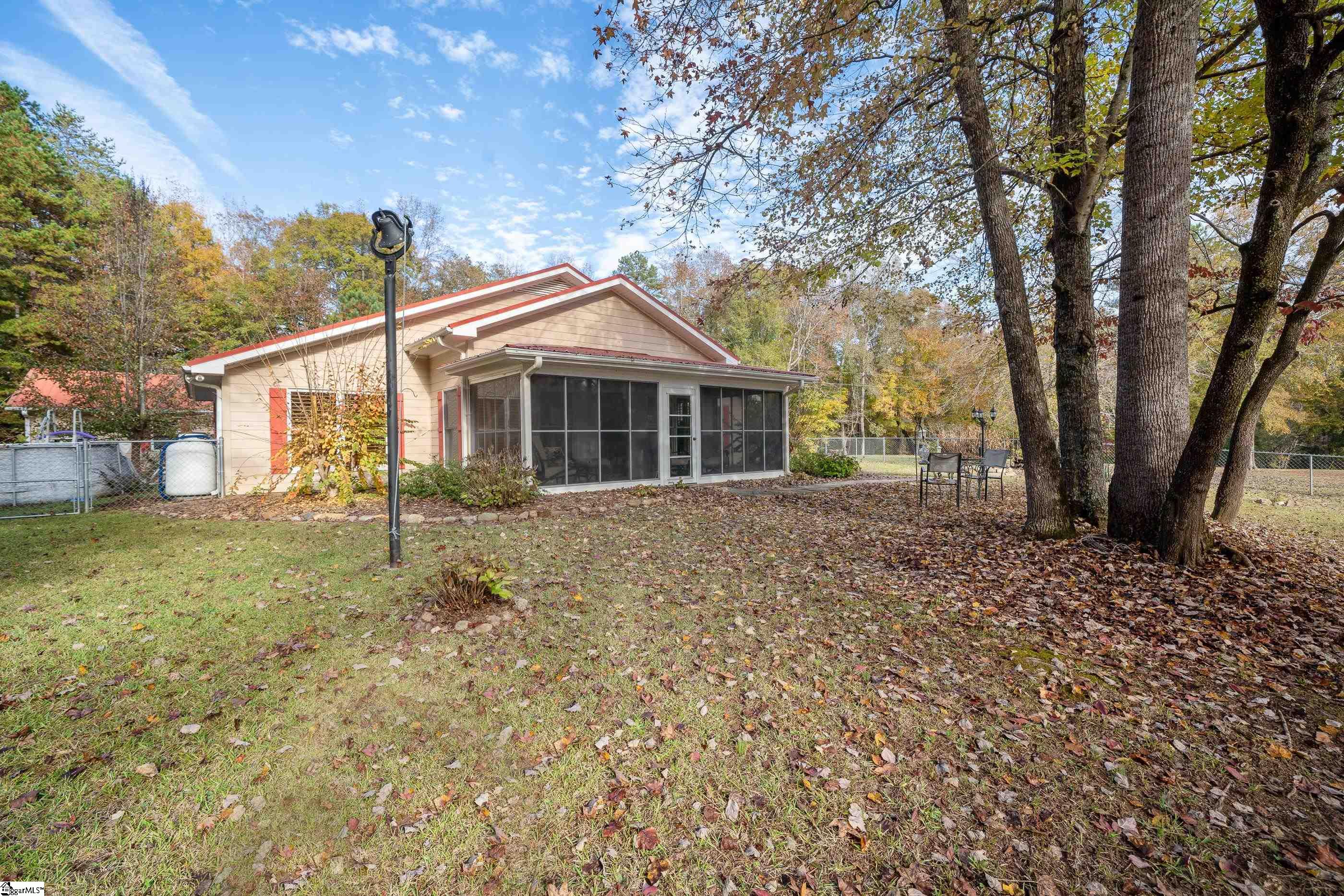 3985 Pickens Creek Road Hodges, SC 29653 - Photo 7 of 33 Gallery Image 7