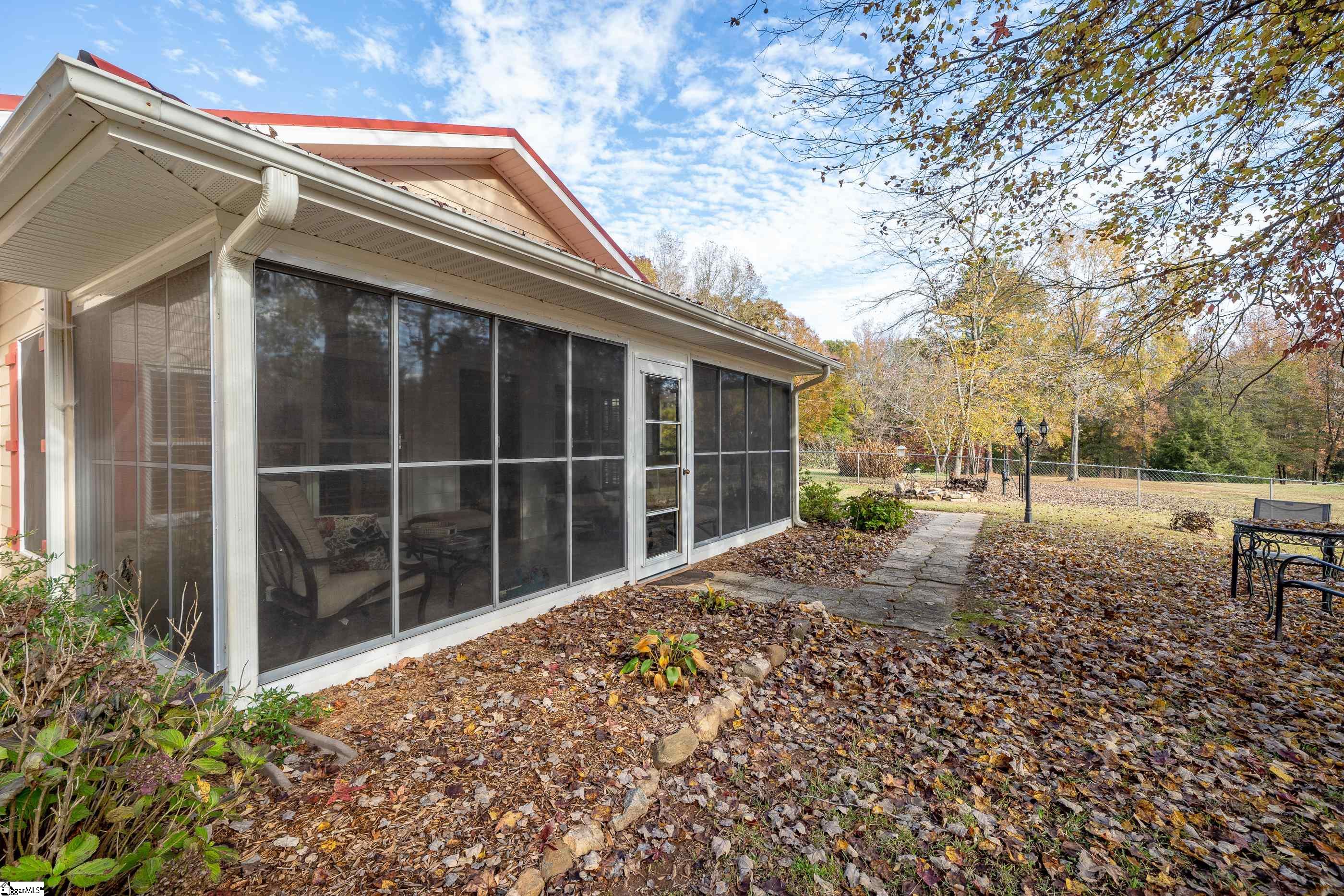 3985 Pickens Creek Road Hodges, SC 29653 - Photo 8 of 33 Gallery Image 8