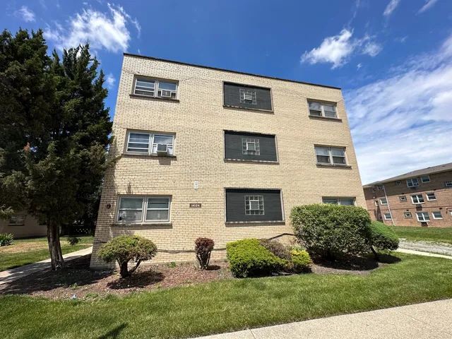 $1,000,000 | 14130 South Atlantic Avenue, Riverdale, IL 60827