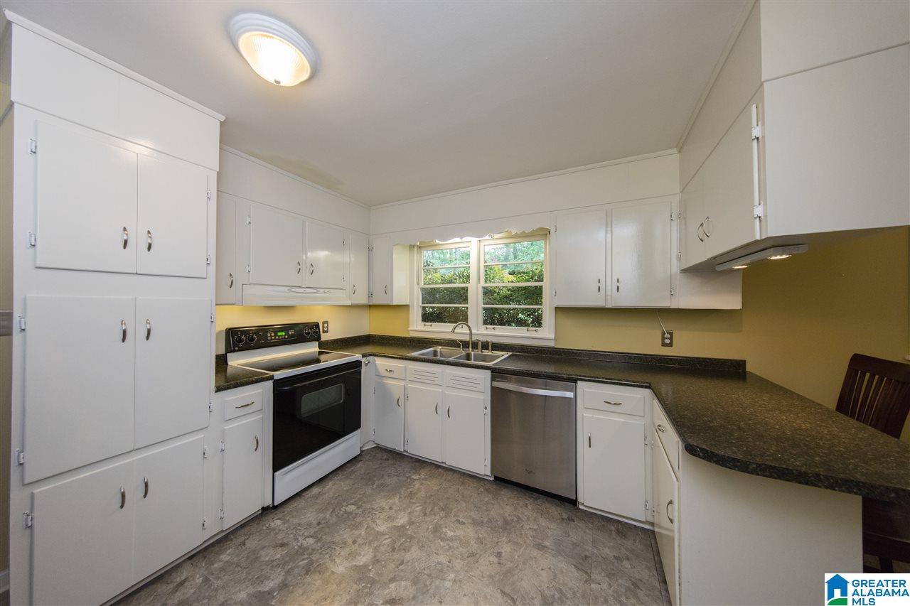 3329 Ridgely Drive Birmingham, AL 35243 - Photo 14 of 30