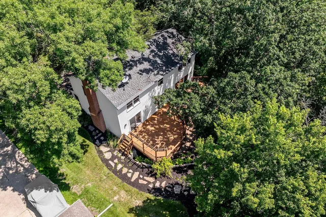 $660,000 | 10325 10th Ave Circle South, Bloomington, MN 55420