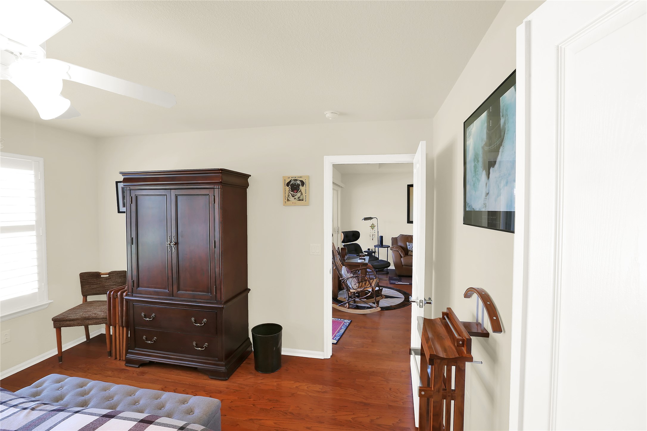 104 Sheldon Lake Drive Georgetown, TX 78633 - Photo 14 of 40 a view of a livingroom with furniture and windows