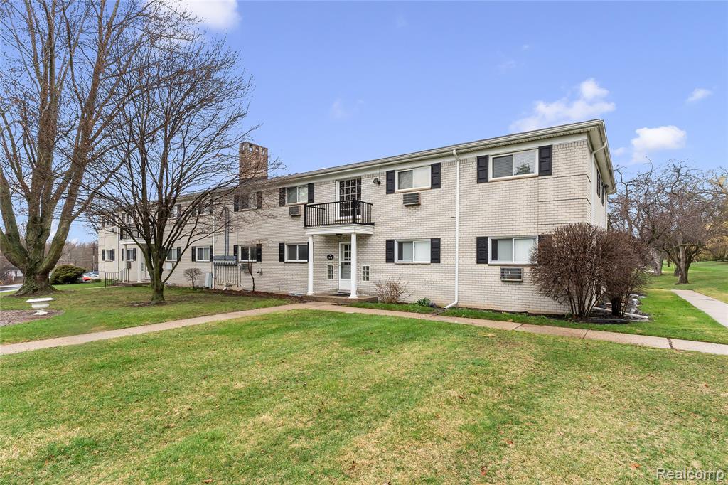 100 West Hickory Grove Road, Unit A2 Bloomfield Hills, MI 48304 - Photo 14 of 14