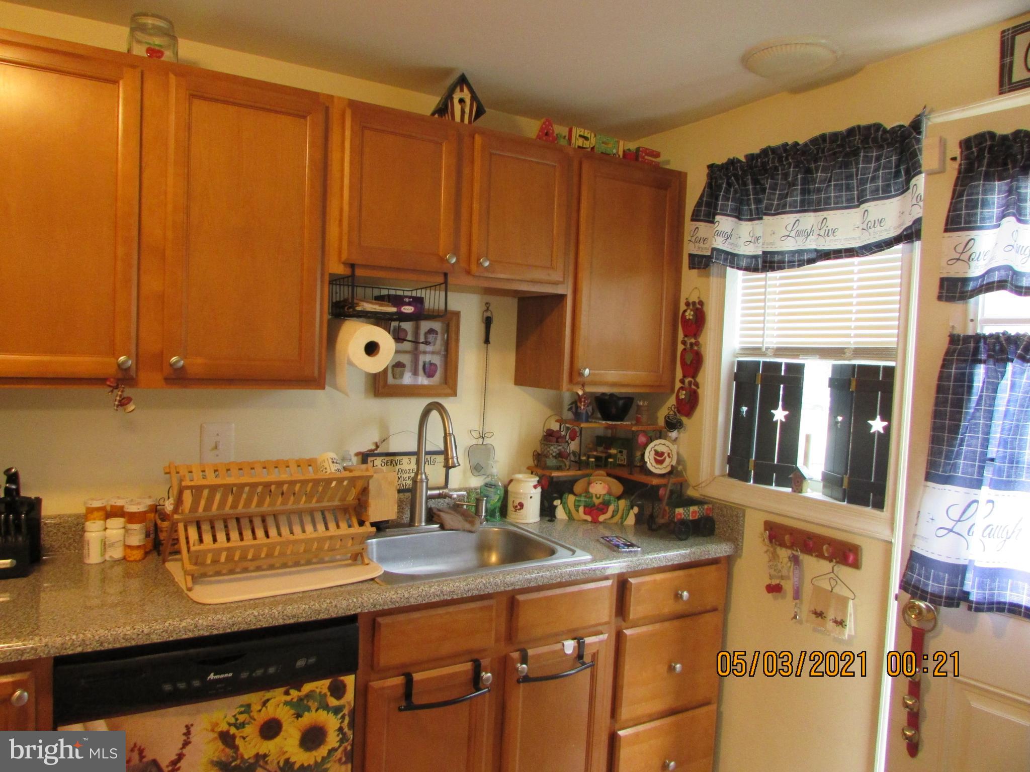 7894 Harold Road Baltimore, MD 21222 - Photo 17 of 28 KITCHEN