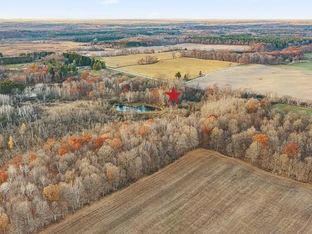 $799,000 | W9109 Brazelton Drive, Kewaskum, WI 53040