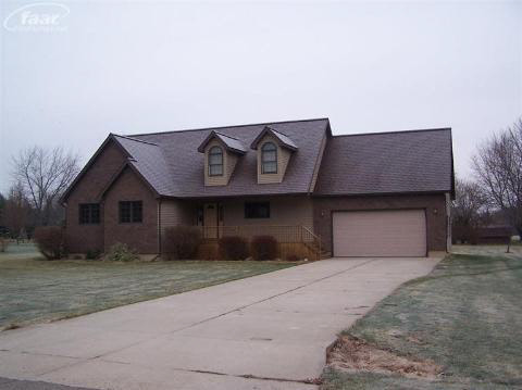702 Getman Road Owosso, MI 48867 - Photo 8 of 26 20208861-7.JPG