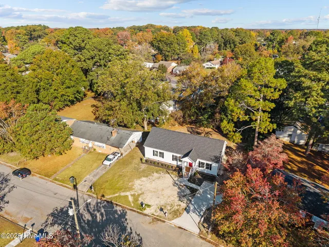 $304,900 | 2707 Tryon Drive, Greenville, NC 27858