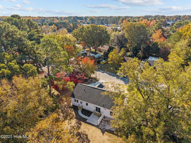 $304,900 | 2707 Tryon Drive, Greenville, NC 27858