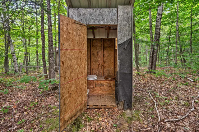 $75,000 | 382 Skyline Drive, Newry, ME 04261