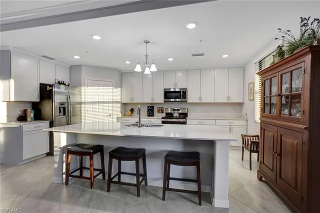 $530,000 | 2351 Montserrat Lane, Unit 101, Naples, FL 34120