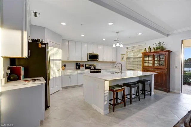 $530,000 | 2351 Montserrat Lane, Unit 101, Naples, FL 34120