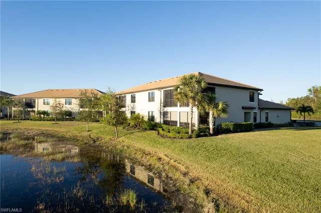 $530,000 | 2351 Montserrat Lane, Unit 101, Naples, FL 34120