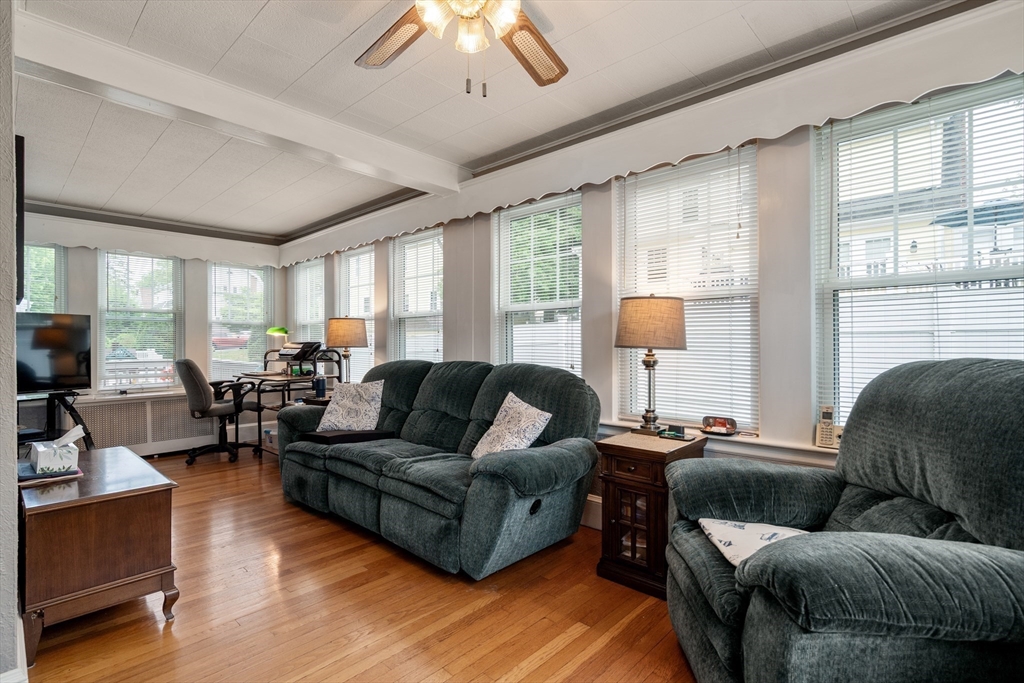 20 Rowe Street Milton, MA 02186 - Photo 8 of 25
