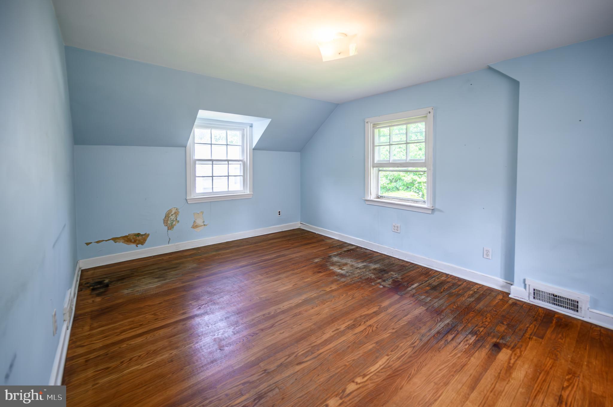 540 Beaver Road Glenside, PA 19038 - Photo 16 of 30 Bedroom 2