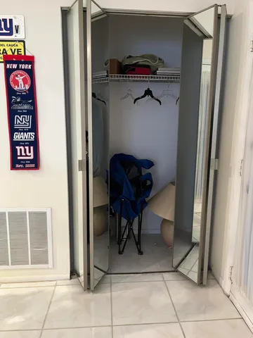 $1,400 | 110 Lake Anne Drive, Unit 110, West Palm Beach, FL 33411