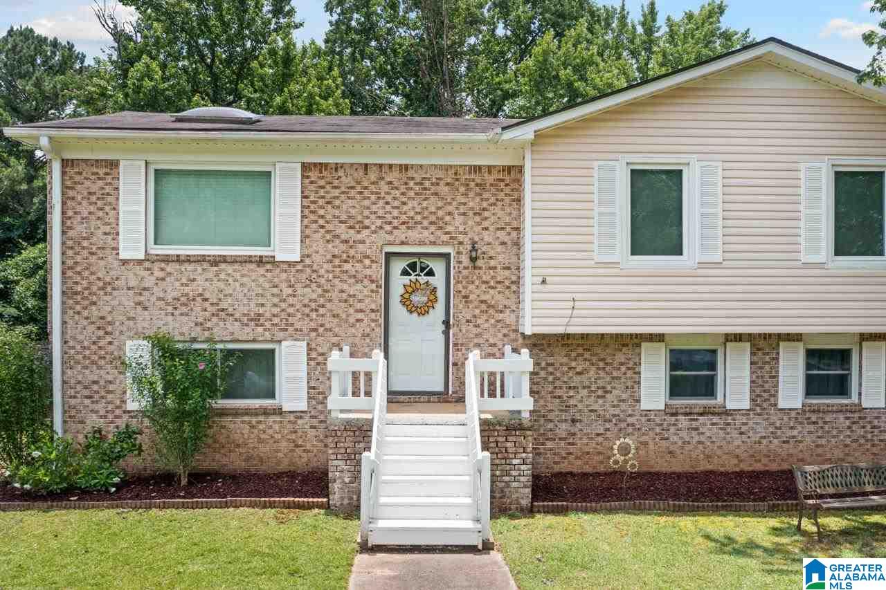 101 Reach Circle Alabaster, AL 35007 - Photo 2 of 23