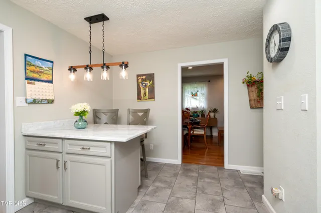 $300,000 | 1736 Valley View Drive, Big Stone Gap, VA 24219