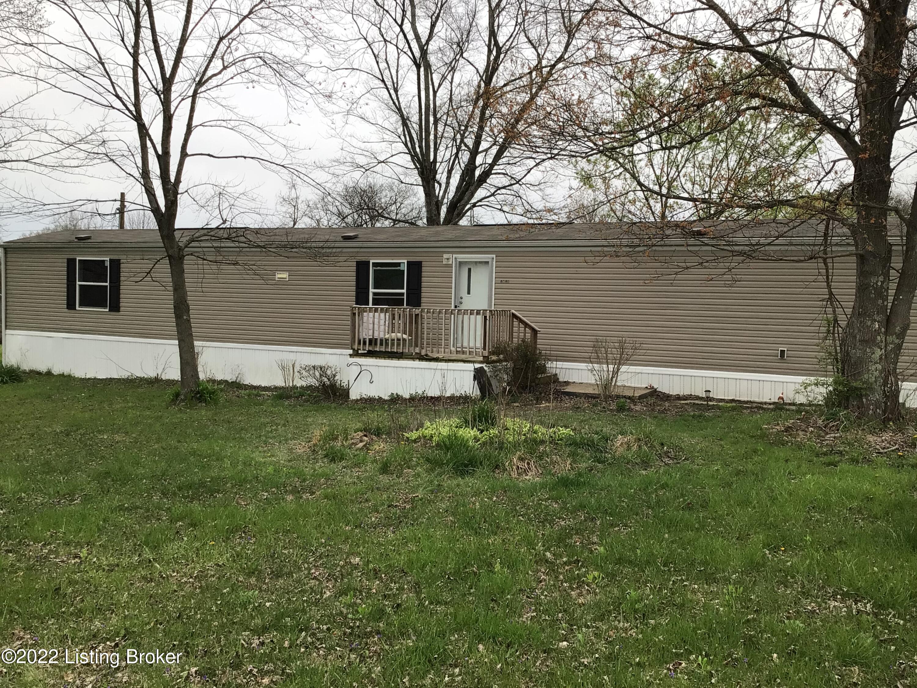 1619 West Blue Lick Road Shepherdsville, KY 40165 - Photo 1 of 6 589274CD-D8EF-4782-829B-09054EE4D576