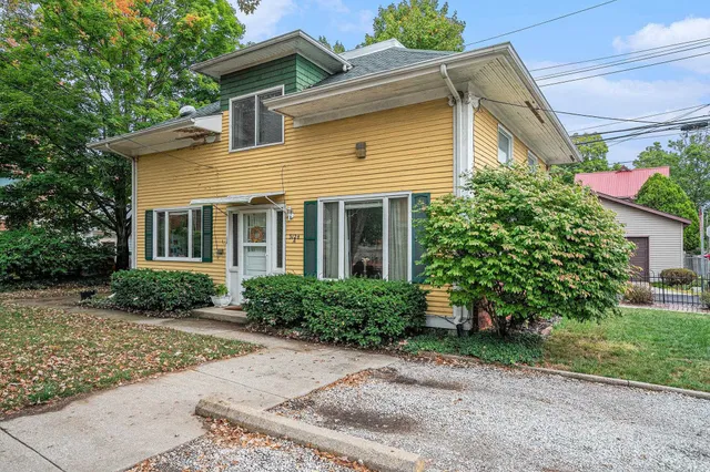 $430,000 | 312 South 5th Street, Goshen, IN 46528