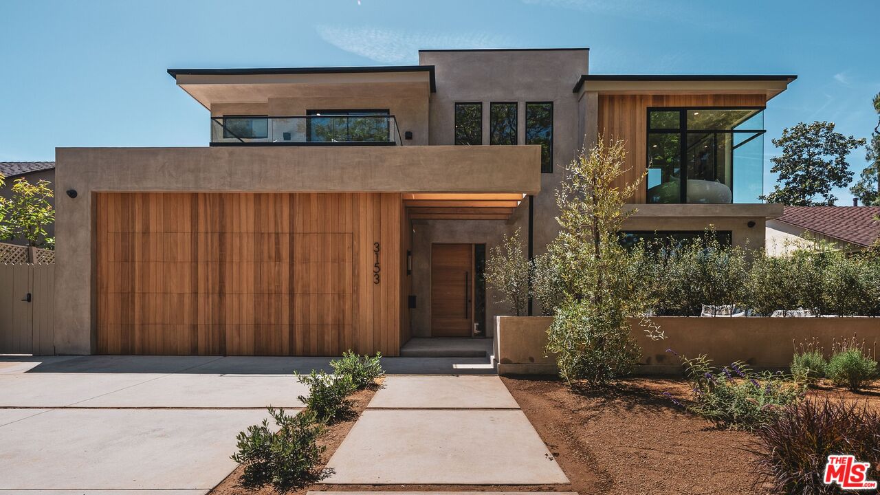3153 Purdue Ave