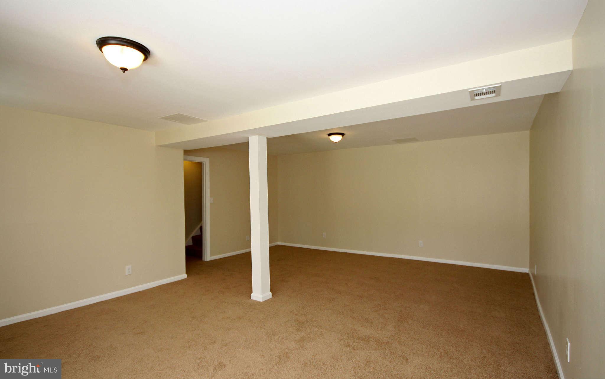 9505 Farewell Road Columbia, MD 21045 - Photo 20 of 30 Family Room