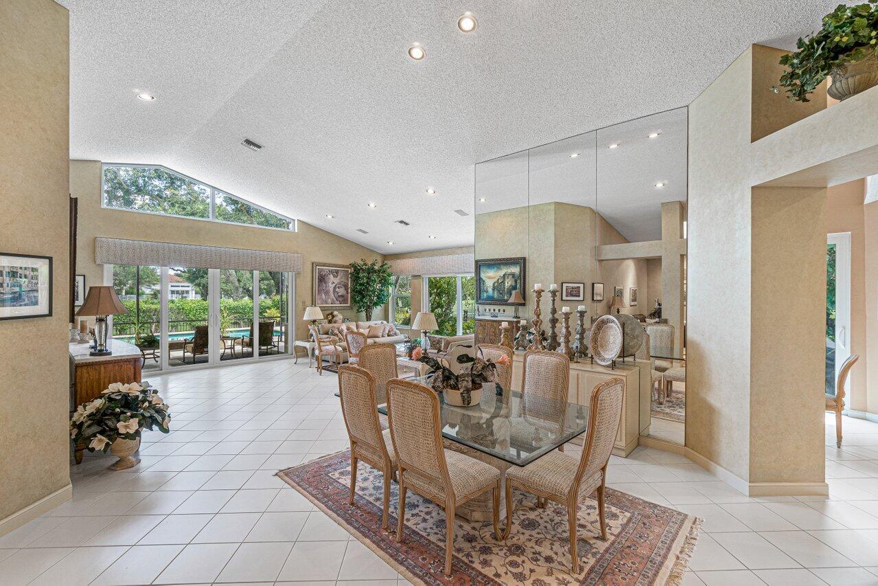2142 Northwest 60th Circle Boca Raton, FL 33496 - Photo 4 of 31 005-2142Northwest60thCircle-BocaRaton-FL