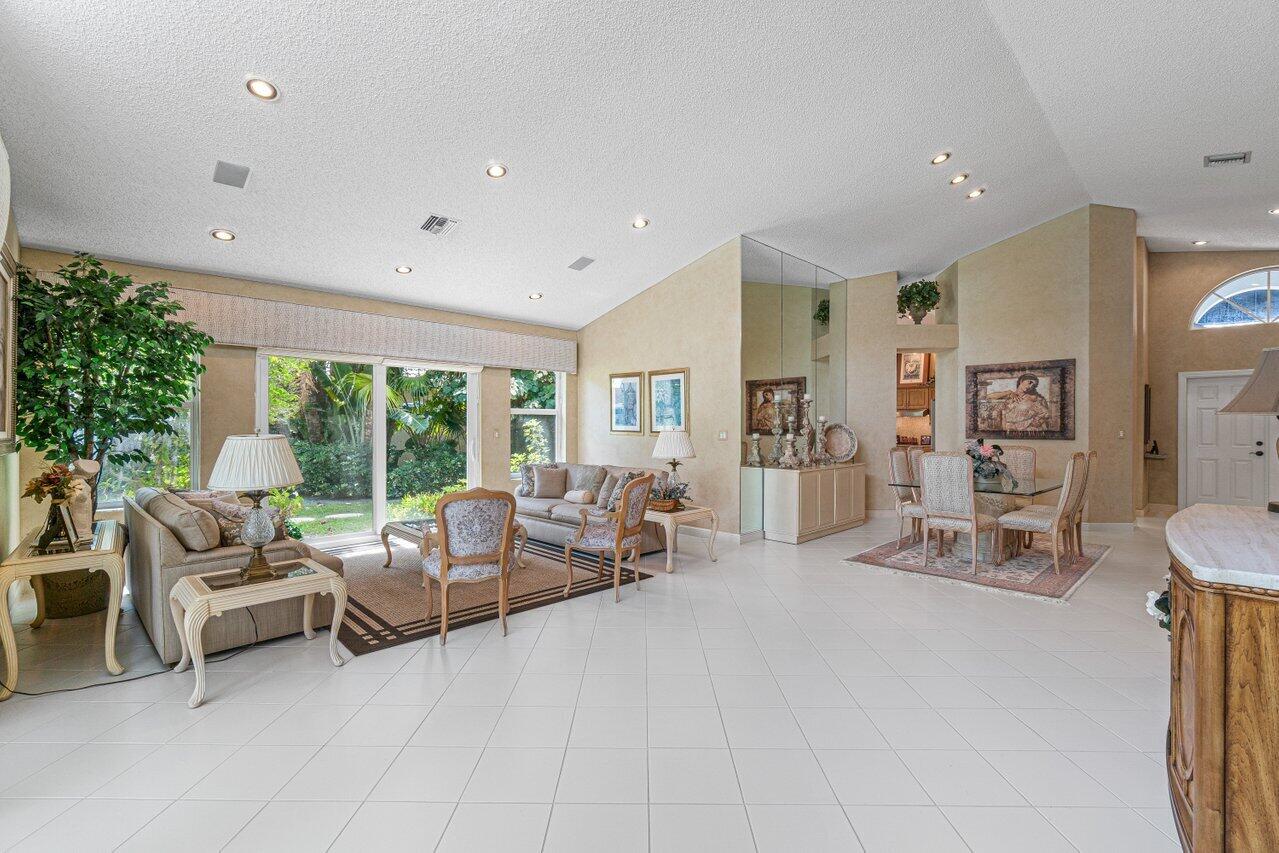 2142 Northwest 60th Circle Boca Raton, FL 33496 - Photo 7 of 31 008-2142Northwest60thCircle-BocaRaton-FL
