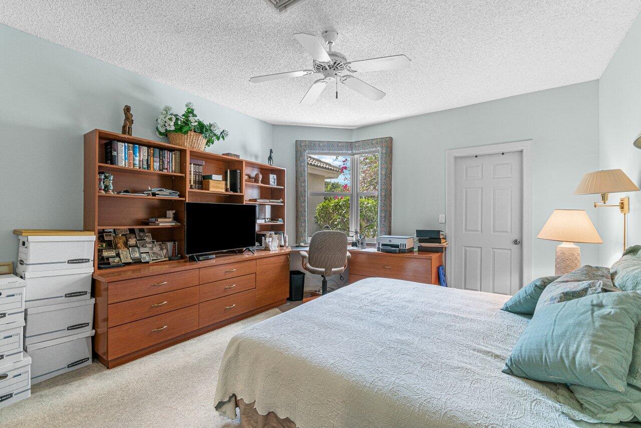 2142 Northwest 60th Circle Boca Raton, FL 33496 - Photo 10 of 31 011-2142Northwest60thCircle-BocaRaton-FL