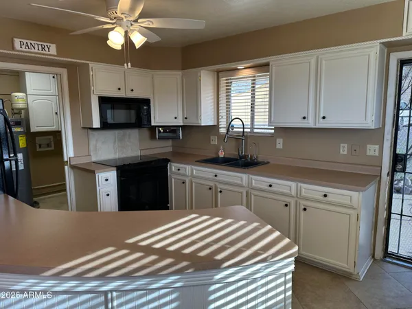 $592,500 | 14621 Lazy River Drive, Humboldt, AZ 86329
