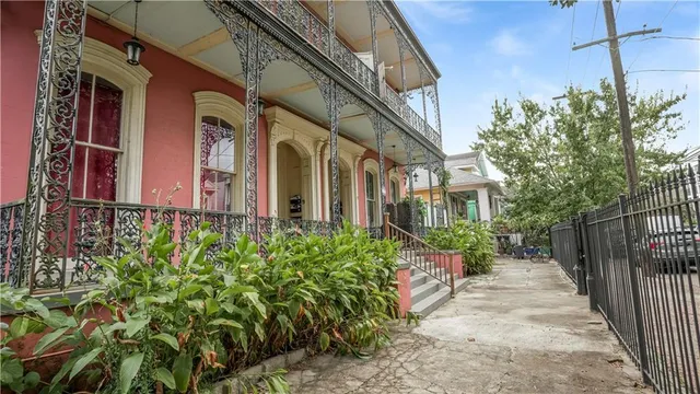 $1,150 | 1237 St Andrew Street, Unit G, New Orleans, LA 70130