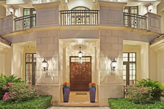 $10,250,000 | 4230 Intracoastal Drive, Highland Beach, FL 33487