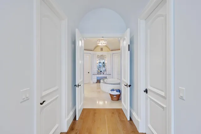 $10,250,000 | 4230 Intracoastal Drive, Highland Beach, FL 33487