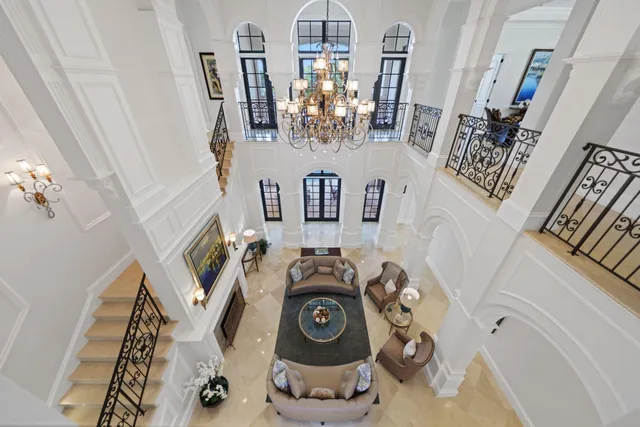 $10,250,000 | 4230 Intracoastal Drive, Highland Beach, FL 33487