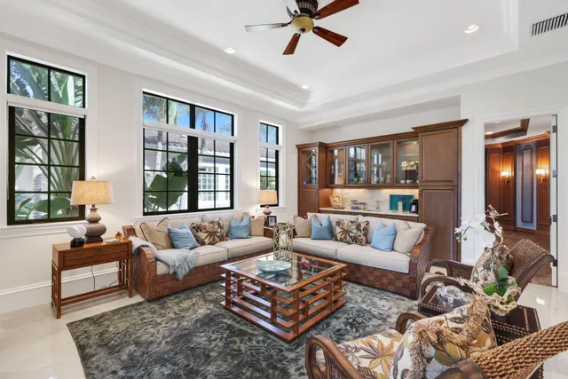 $10,250,000 | 4230 Intracoastal Drive, Highland Beach, FL 33487