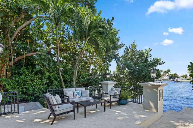 $10,250,000 | 4230 Intracoastal Drive, Highland Beach, FL 33487