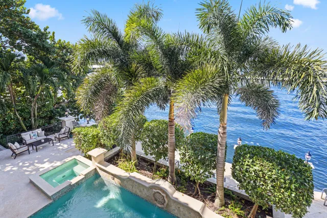 $10,250,000 | 4230 Intracoastal Drive, Highland Beach, FL 33487