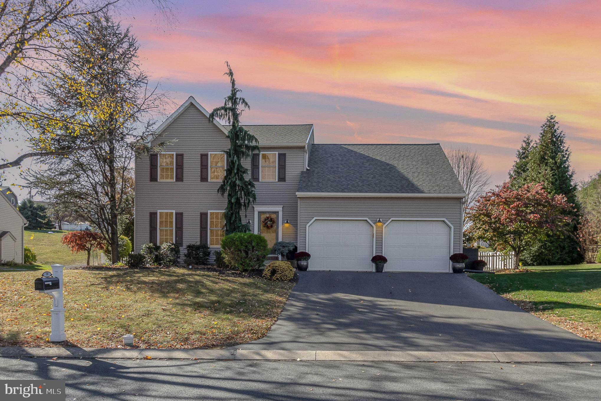 10 Foxrun Terrace Lititz, PA 17543 - Photo 1 of 49