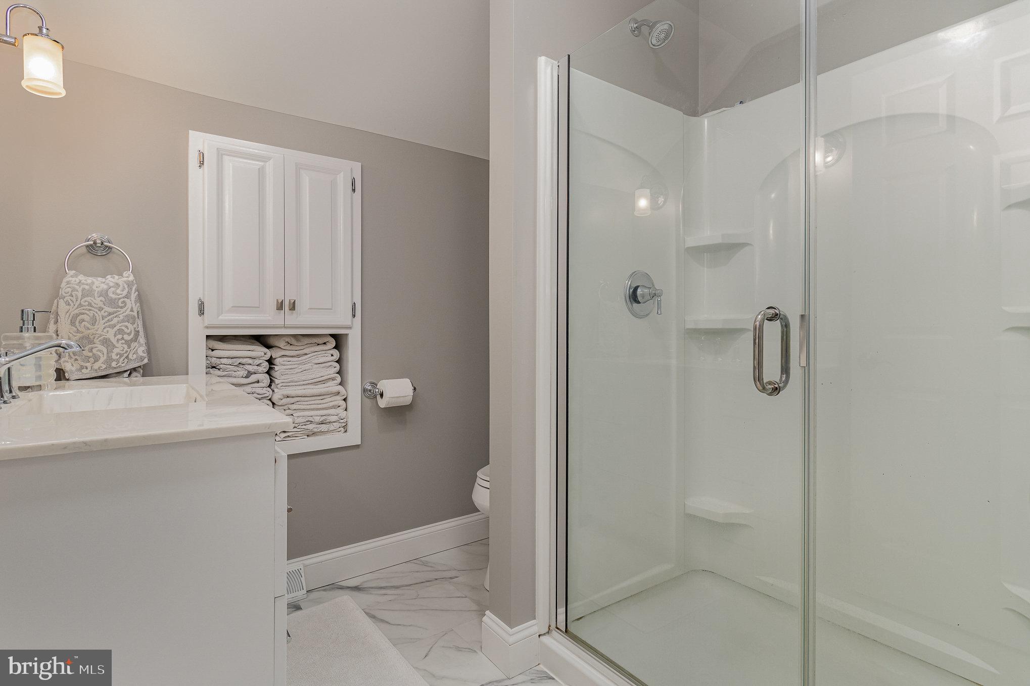 10 Foxrun Terrace Lititz, PA 17543 - Photo 17 of 49