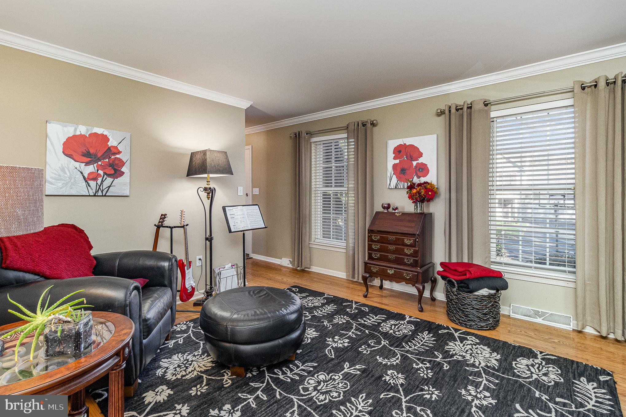 10 Foxrun Terrace Lititz, PA 17543 - Photo 7 of 49