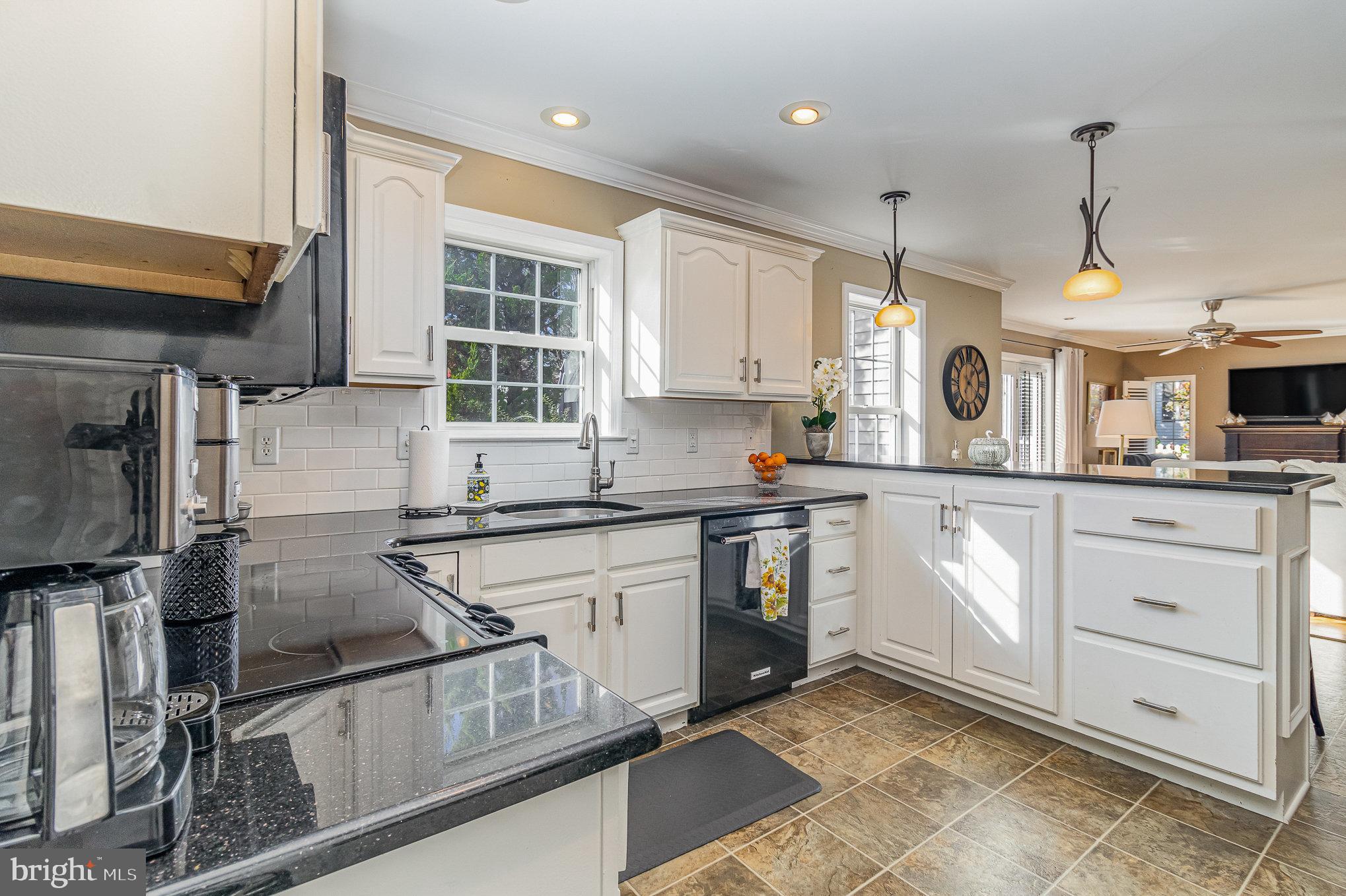 10 Foxrun Terrace Lititz, PA 17543 - Photo 10 of 49