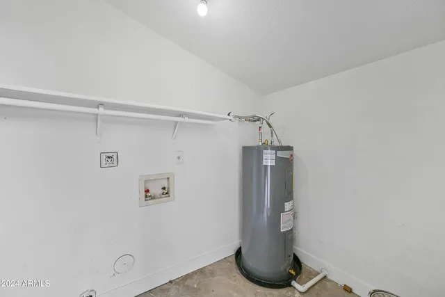 $1,250 | 6337 East Avalon Street, Unit 2, Mesa, AZ 85205