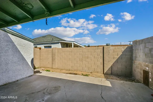 $1,250 | 6337 East Avalon Street, Unit 2, Mesa, AZ 85205