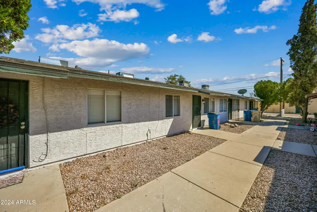 $1,250 | 6337 East Avalon Street, Unit 2, Mesa, AZ 85205