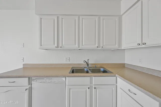 $1,250 | 6337 East Avalon Street, Unit 2, Mesa, AZ 85205