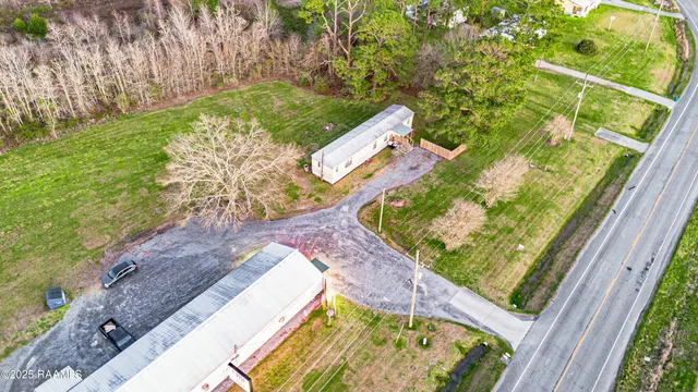 $1,000 | 7114 West Highway 90, New Iberia, LA 70560