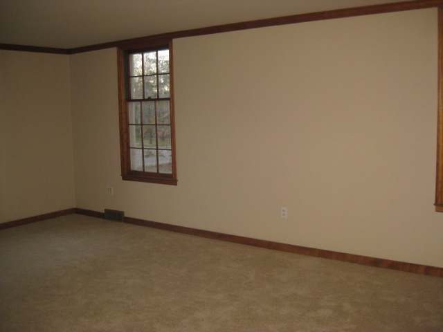 430 Dahl Street Rhinelander, WI 54501 - Photo 3 of 5 Gallery Image 3