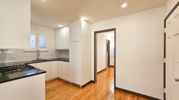 $2,700 | 1655 Allen Avenue, Pasadena, CA 91104