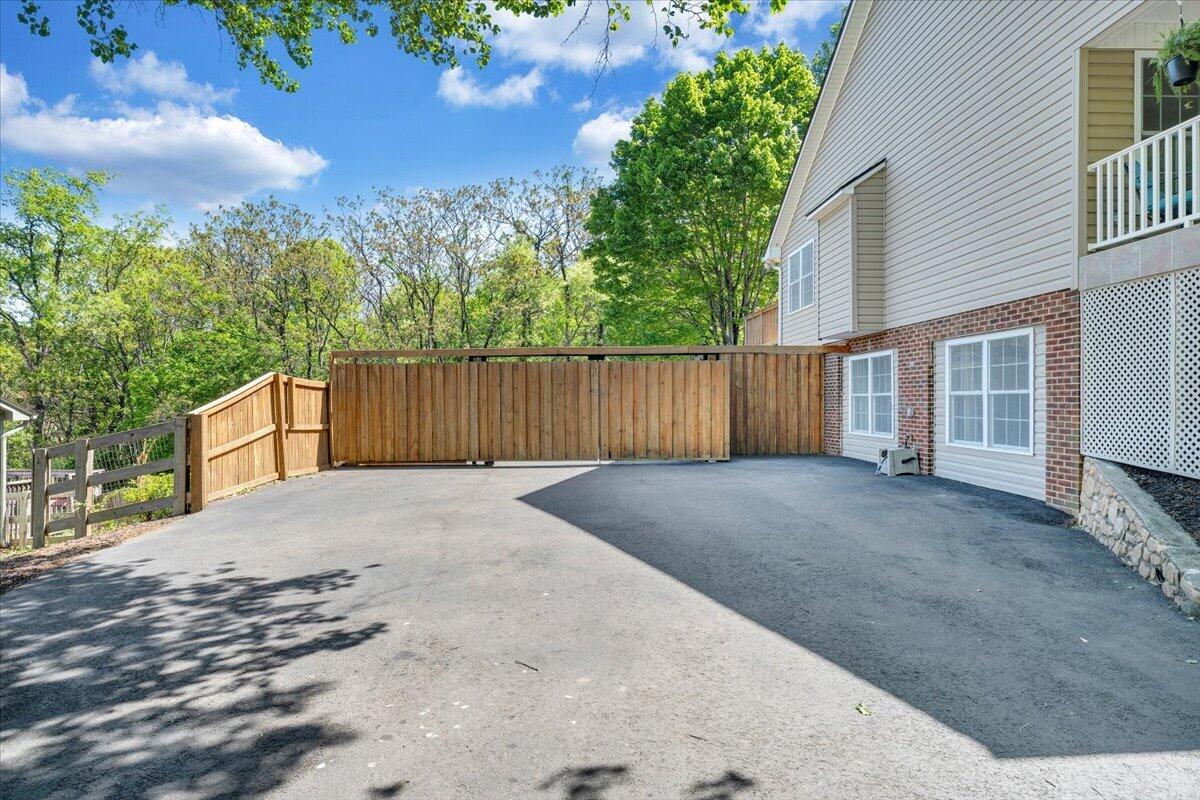 106 Diamond Road Salem, VA 24153 - Photo 50 of 51 064-MIB08538